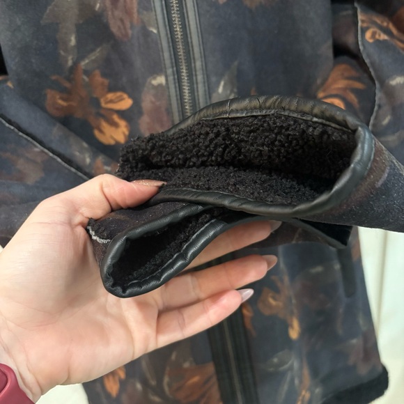 Reversible Floral Suede & Sherpa Hooded Jacket XL/ Cozy Chic - Picture 3 of 8